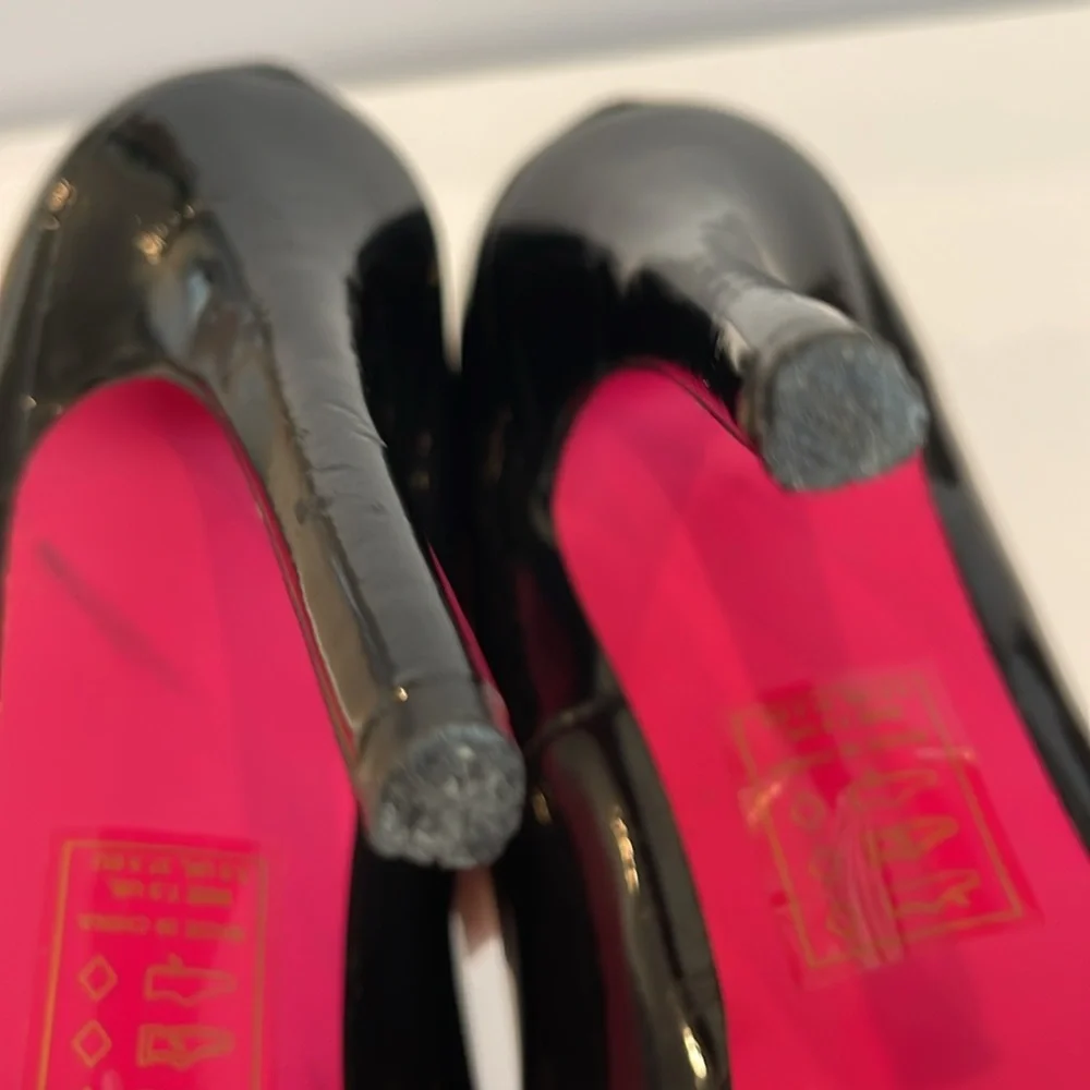 Signature Sole Black Patent Pink Bottom‎ Platform Heels 7.5